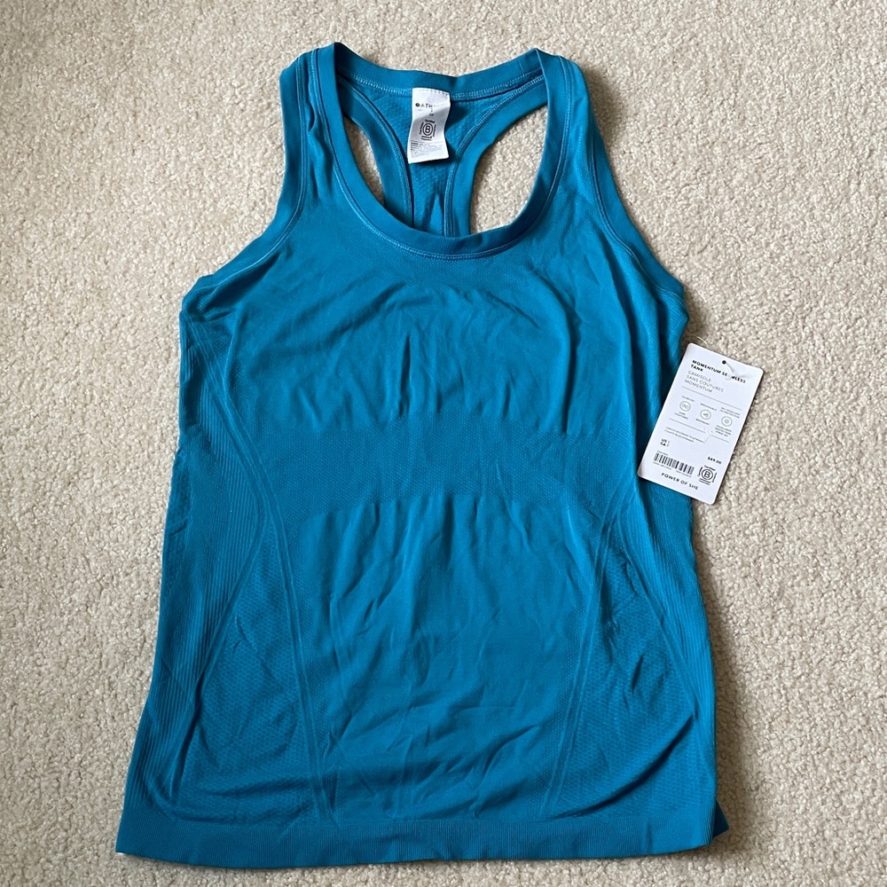NWT Athleta Momentum Seamless Tank
